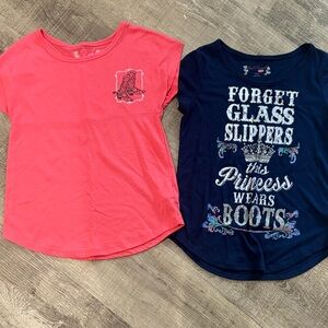 Red Camel Short-Sleeve Tee - Casual Everyday Top